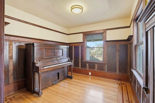 604 56Th St, Oakland, CA 94609