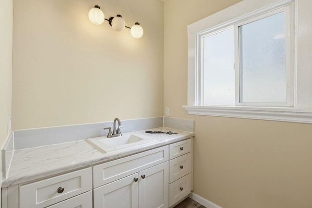 604 56Th St, Oakland, CA 94609