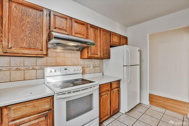 890 48th Avenue, San Francisco, CA 94121