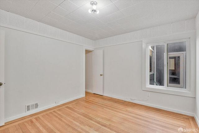 890 48th Avenue, San Francisco, CA 94121