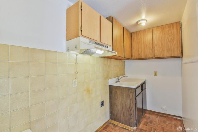 890 48th Avenue, San Francisco, CA 94121