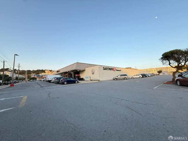 890 48th Avenue, San Francisco, CA 94121