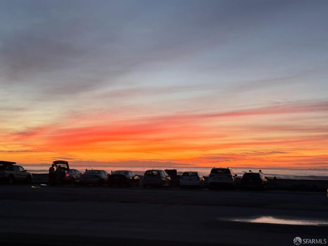 890 48th Avenue, San Francisco, CA 94121