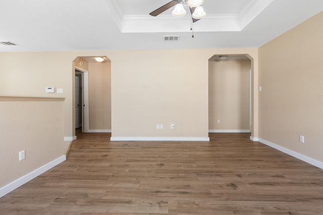 148 Grazing Horse LN, Manchaca, TX 78652