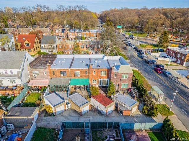 100-01 75th Avenue, Forest Hills, NY 11375