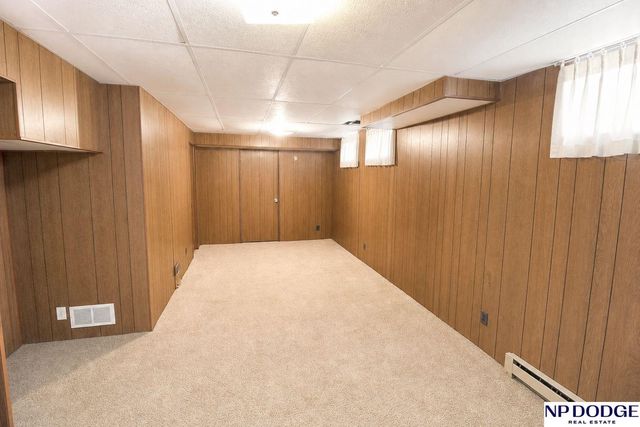 345 W 8th Street, Fremont, NE 68025