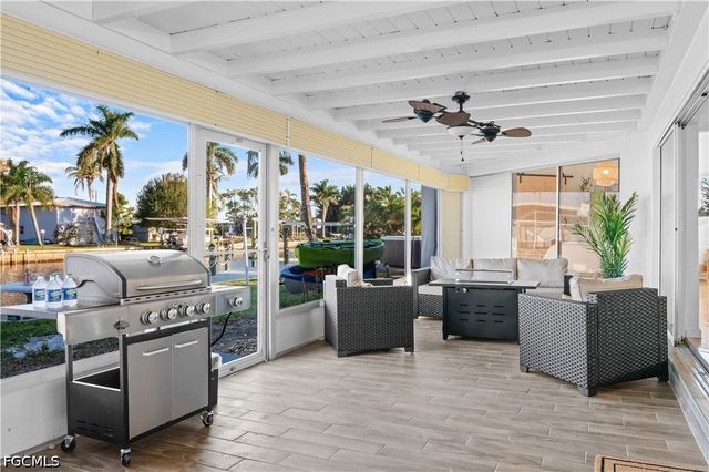 429 Cross ST, North Fort Myers, FL 33903