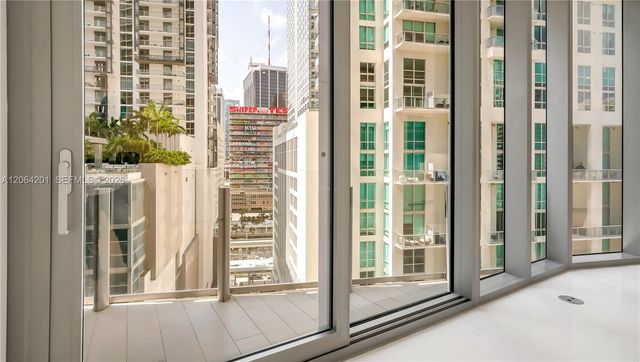 300 Biscayne Boulevard Way 1106E, Miami, FL 33131
