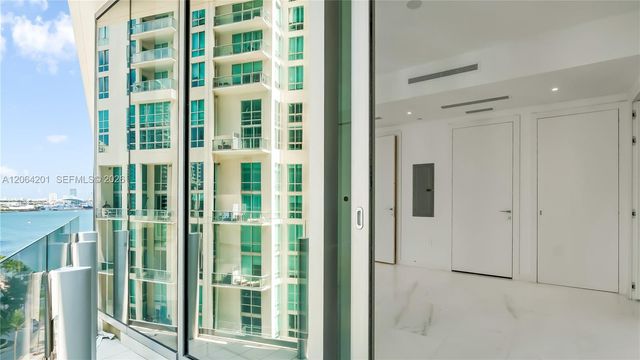 300 Biscayne Boulevard Way 1106E, Miami, FL 33131