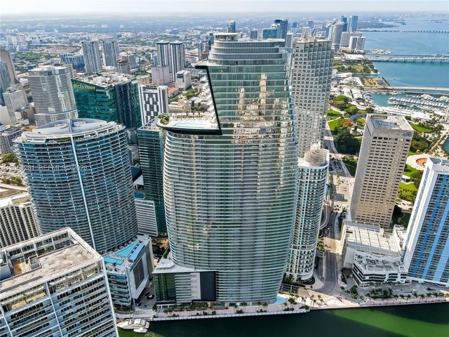 300 Biscayne Boulevard Way 1106E, Miami, FL 33131