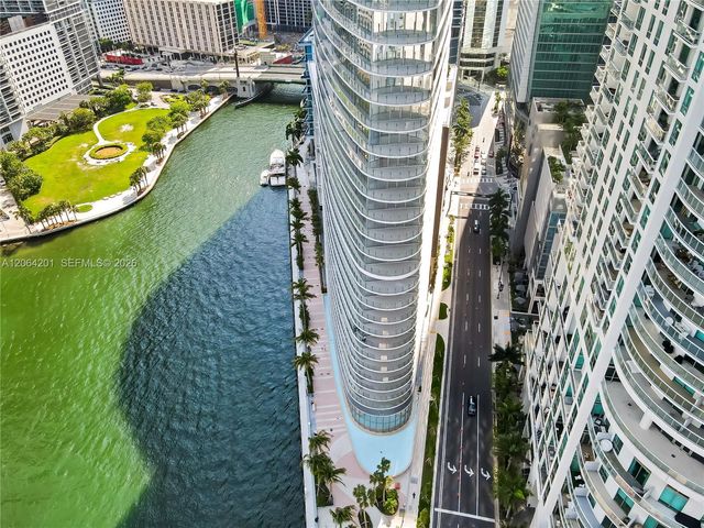 300 Biscayne Boulevard Way 1106E, Miami, FL 33131