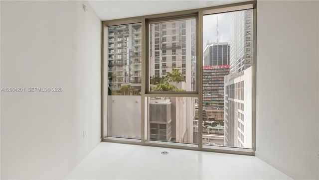 300 Biscayne Boulevard Way 1106E, Miami, FL 33131