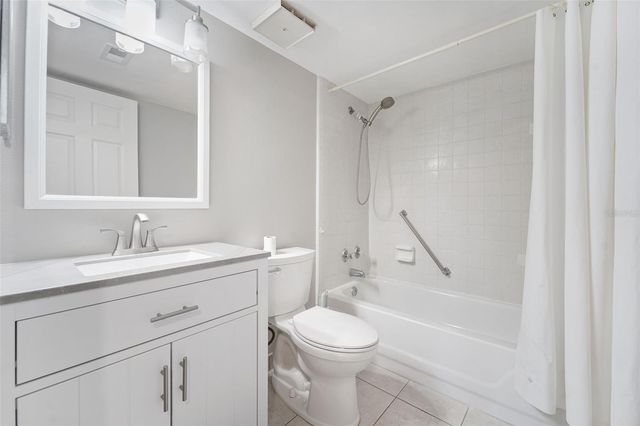 1207 PINE RIDGE CIRCLE W G2, Tarpon Springs, FL 34688