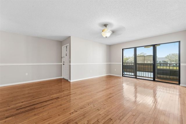 1207 PINE RIDGE CIRCLE W G2, Tarpon Springs, FL 34688