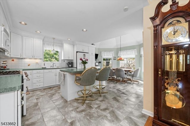 15 Bracken Hill Rd, Hardyston Twp., NJ 07419