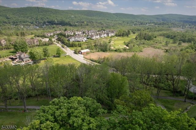 15 Bracken Hill Rd, Hardyston Twp., NJ 07419