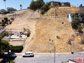 5017 Ithaca Avenue, Los Angeles, CA 90032