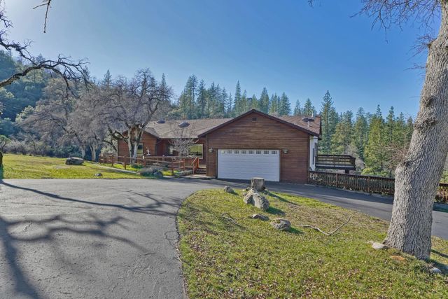 6510 Sly Park Rd, Placerville, CA 95667