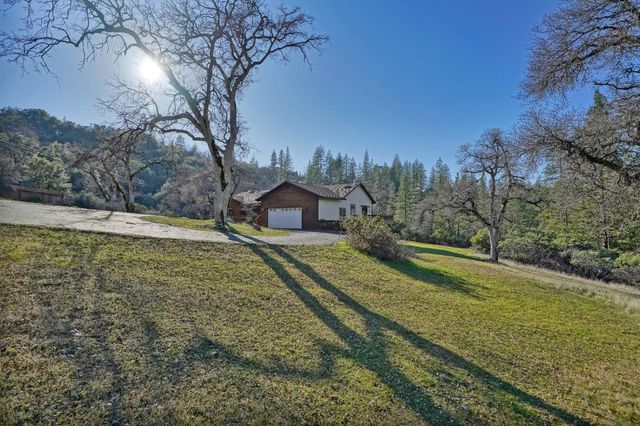 6510 Sly Park Rd, Placerville, CA 95667