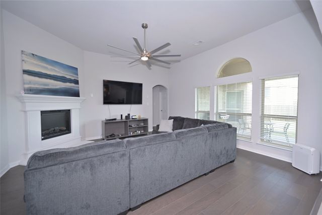 1802 Ranch View Drive, Cedar Hill, TX 75104