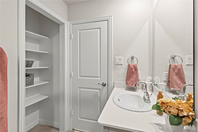 10940 Golden Barrel Court, Fort Worth, TX 76108