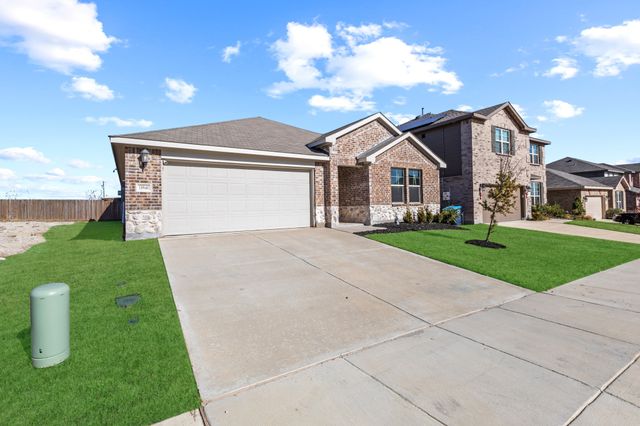 10940 Golden Barrel Court, Fort Worth, TX 76108