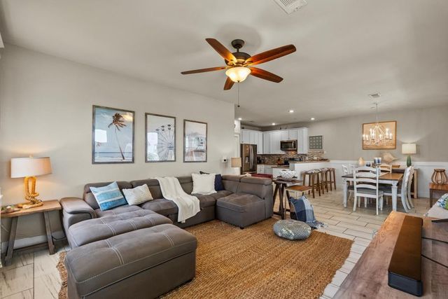 4121 Pointe West Drive 103, Galveston, TX 77554