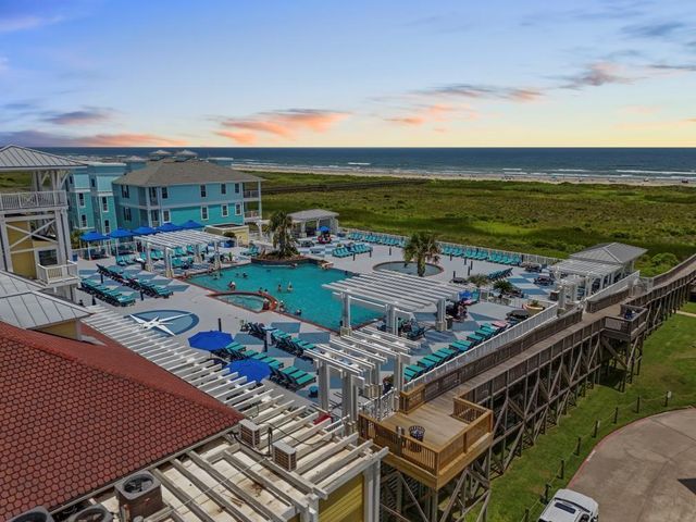 4121 Pointe West Drive 103, Galveston, TX 77554