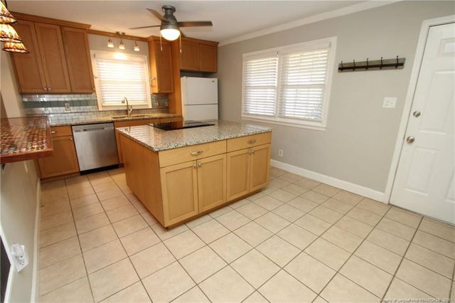 819 James Street, Apex, NC 27502