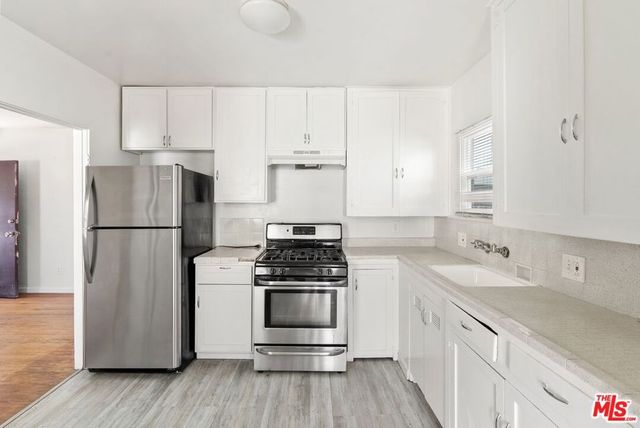 2030 Federal Avenue, Los Angeles, CA 90025