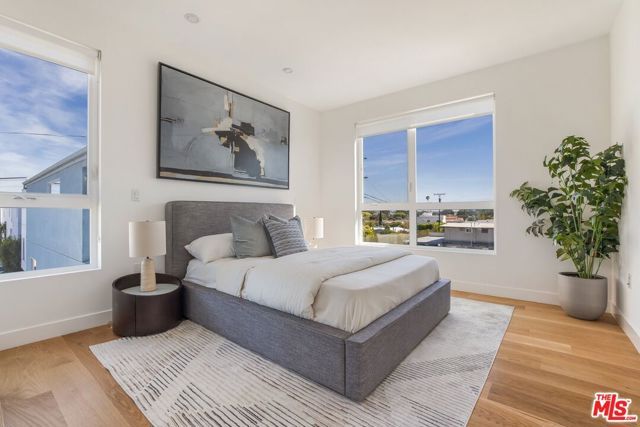 11724 Culver Boulevard 12, Los Angeles, CA 90066