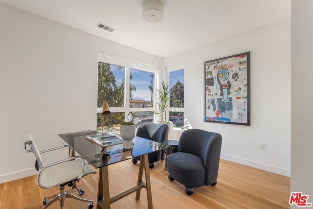 11724 Culver Boulevard 12, Los Angeles, CA 90066