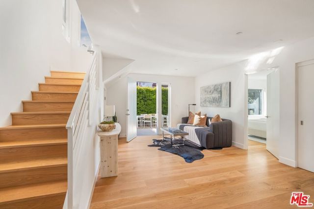 11724 Culver Boulevard 12, Los Angeles, CA 90066