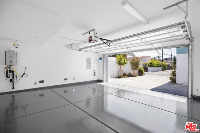 11724 Culver Boulevard 12, Los Angeles, CA 90066