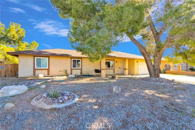13493 Mesquite Road, Apple Valley, CA 92308