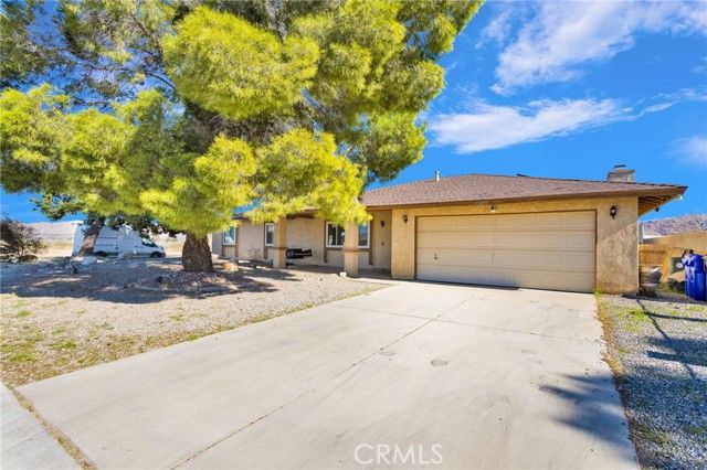 13493 Mesquite Road, Apple Valley, CA 92308