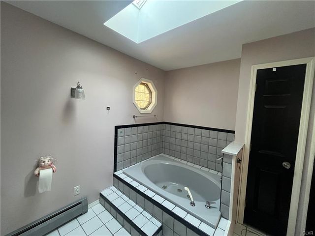 631 Wapita Drive, Middle Smithfield Twp, PA 18302