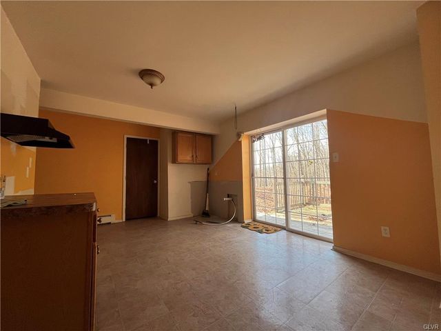 631 Wapita Drive, Middle Smithfield Twp, PA 18302