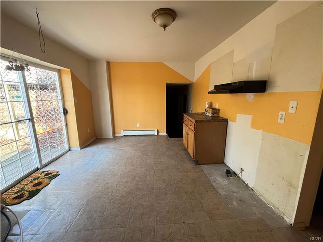 631 Wapita Drive, Middle Smithfield Twp, PA 18302