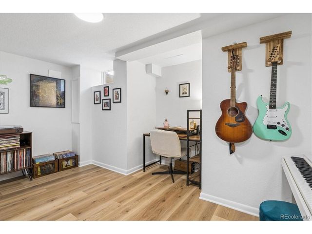 3696 Magnolia St, Denver, CO 80207