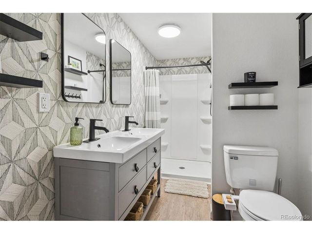 3696 Magnolia St, Denver, CO 80207