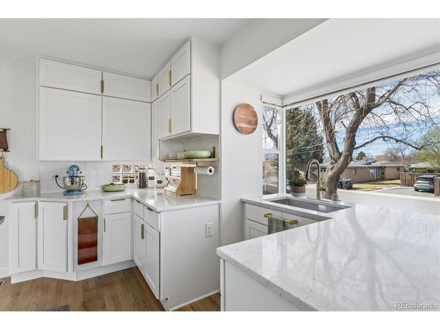 3696 Magnolia St, Denver, CO 80207