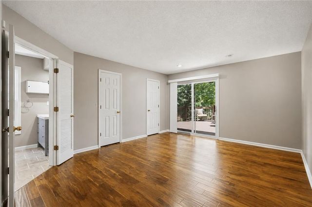 6204 W 126th Street, Overland Park, KS 66209