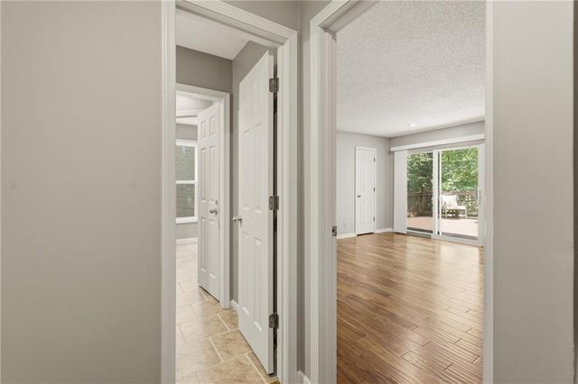 6204 W 126th Street, Overland Park, KS 66209