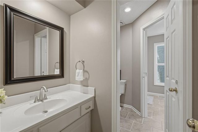 6204 W 126th Street, Overland Park, KS 66209
