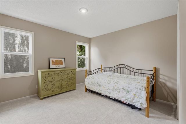 6204 W 126th Street, Overland Park, KS 66209