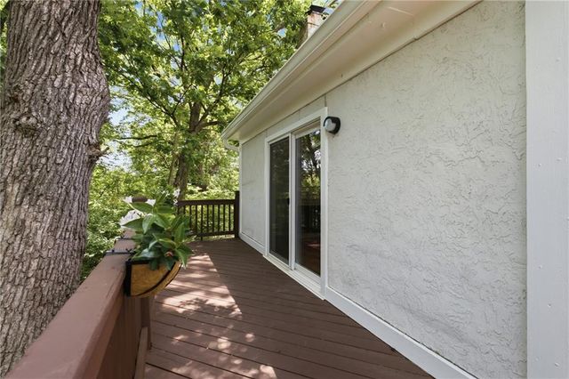 6204 W 126th Street, Overland Park, KS 66209