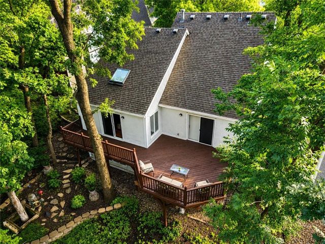 6204 W 126th Street, Overland Park, KS 66209