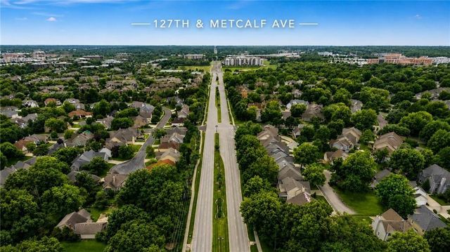 6204 W 126th Street, Overland Park, KS 66209