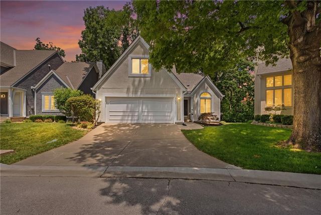 6204 W 126th Street, Overland Park, KS 66209